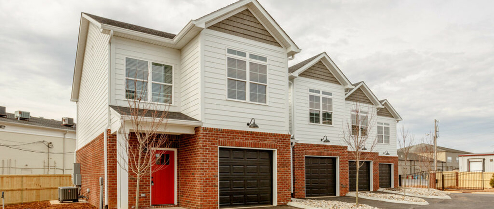 Where Luxury Meets Location!
